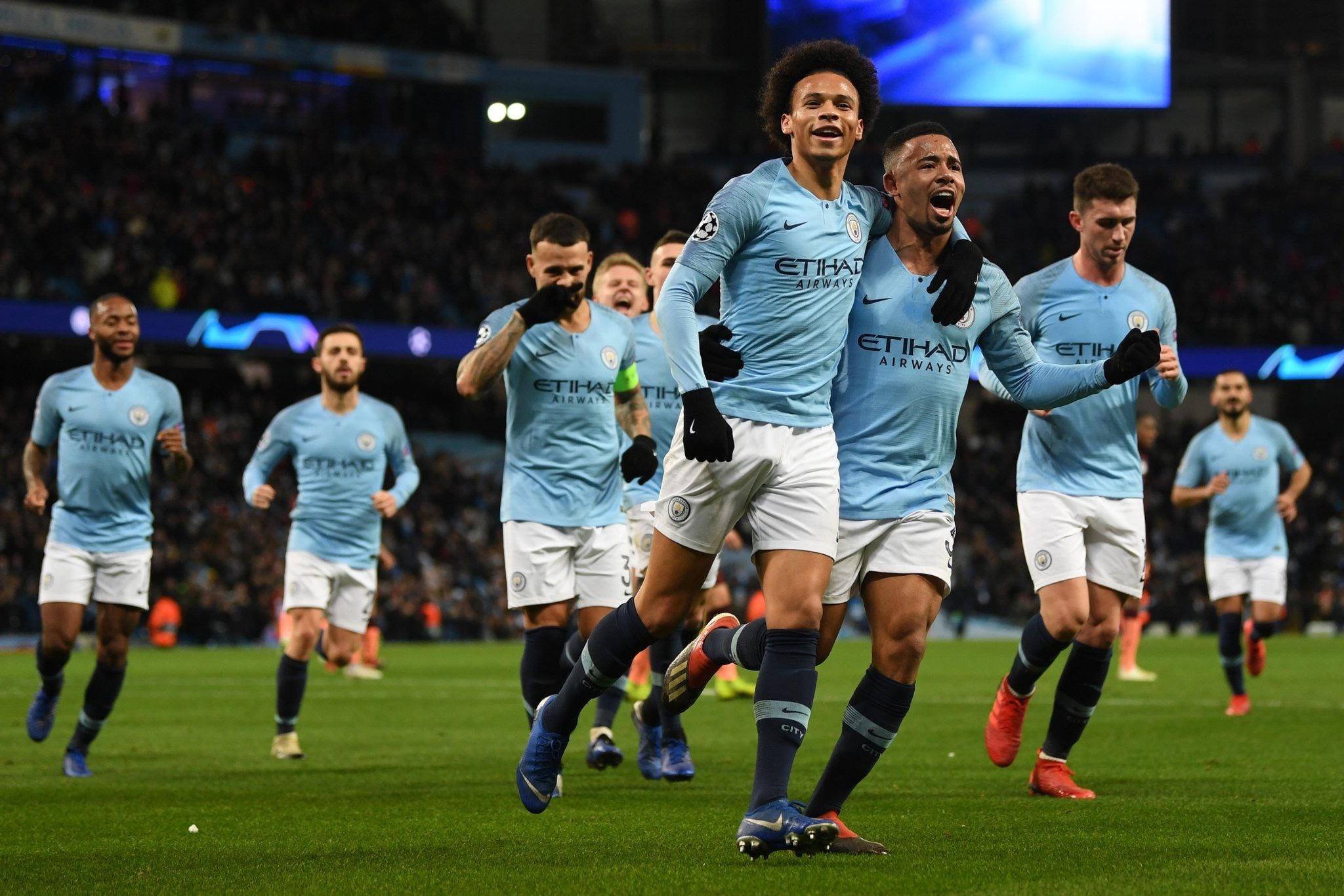 和社交媒体 和社交媒体